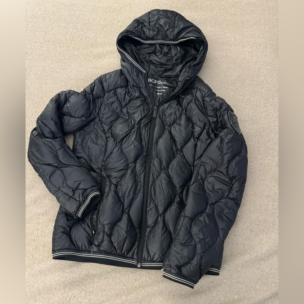 Bcbgeneration Ultra Light Weight Packable Down Ho… - image 1